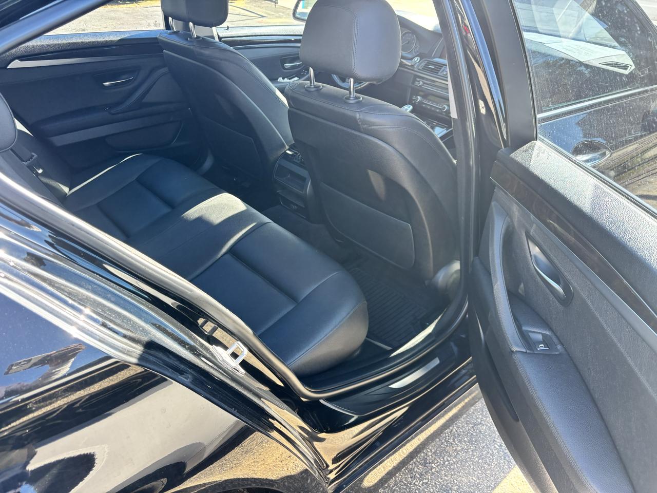 BMW 5-Series 528i xDrive 2016