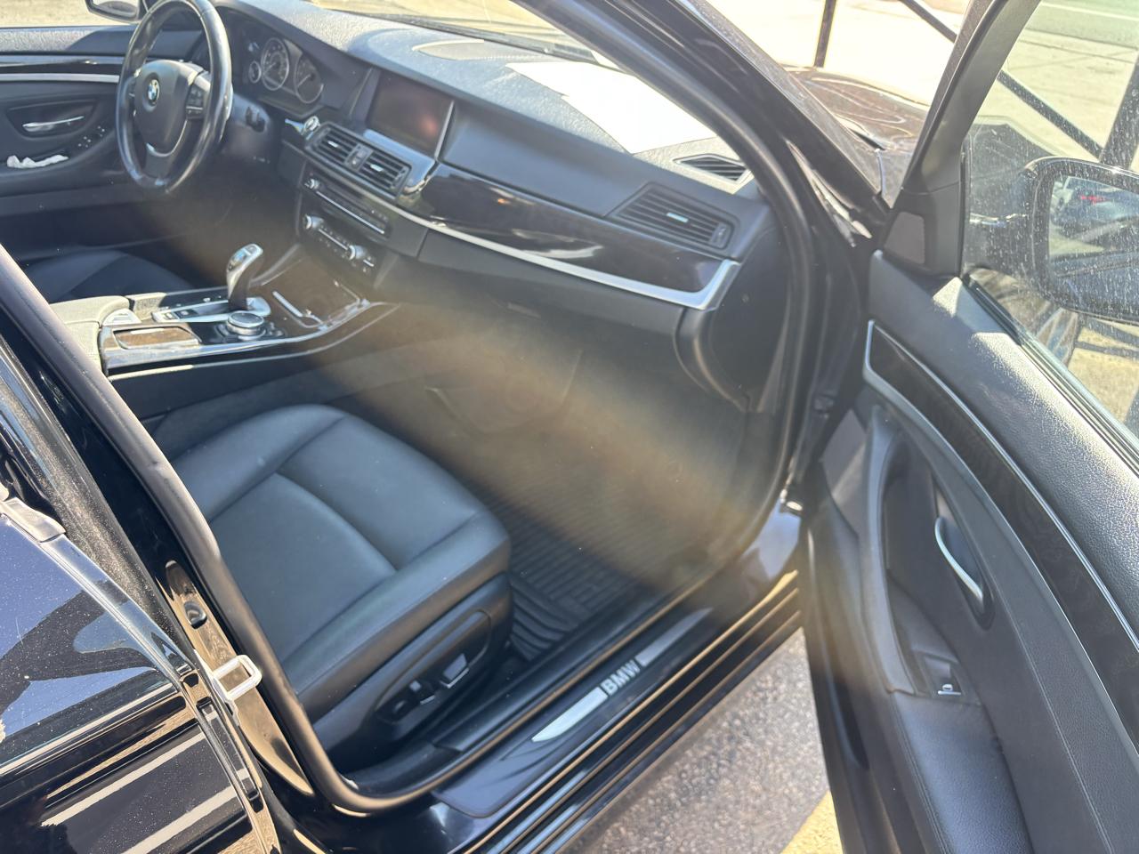 BMW 5-Series 528i xDrive 2016
