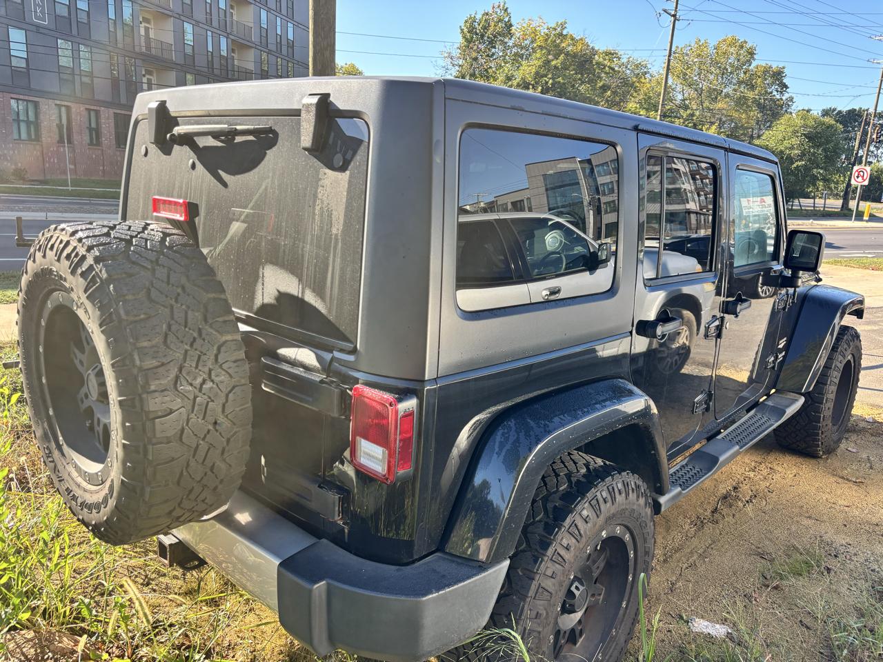 Jeep Wrangler Unlimited Sahara 4WD 2012