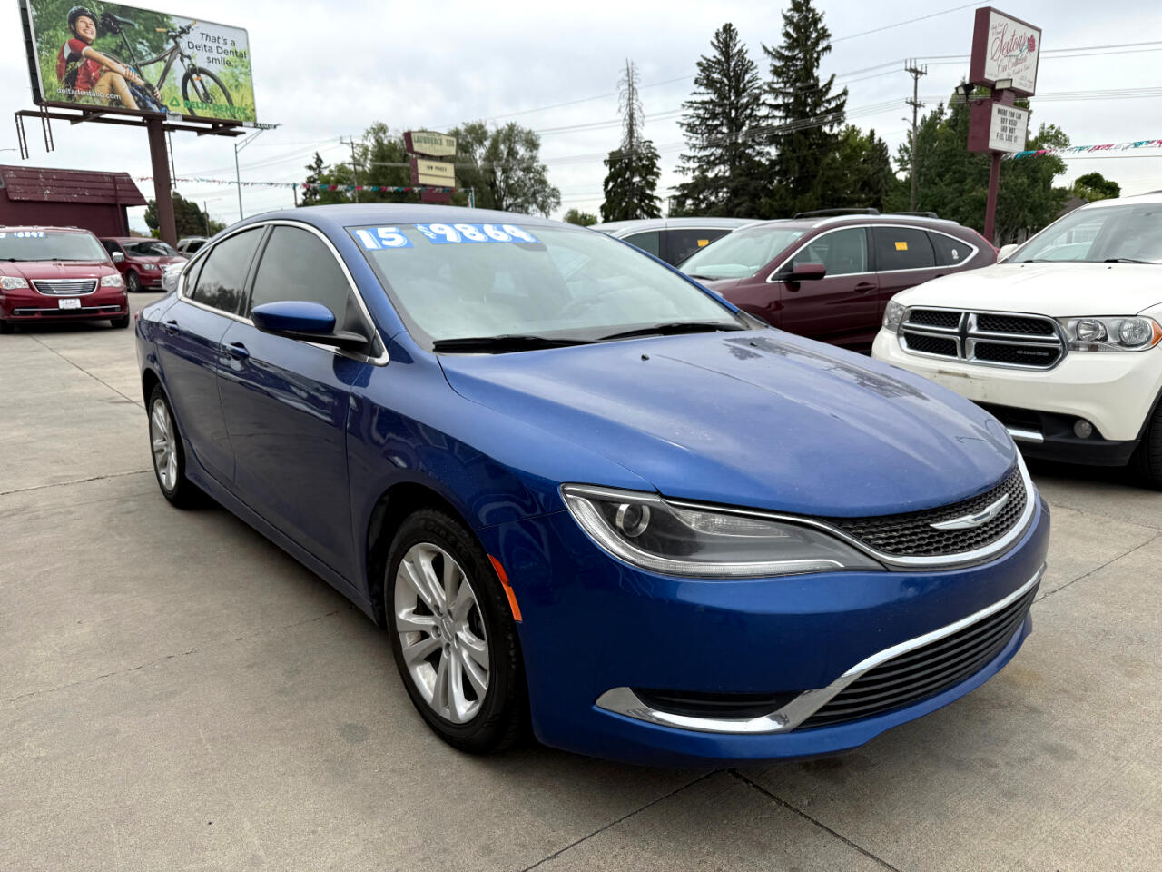2015 Chrysler 200 Limited photo 3