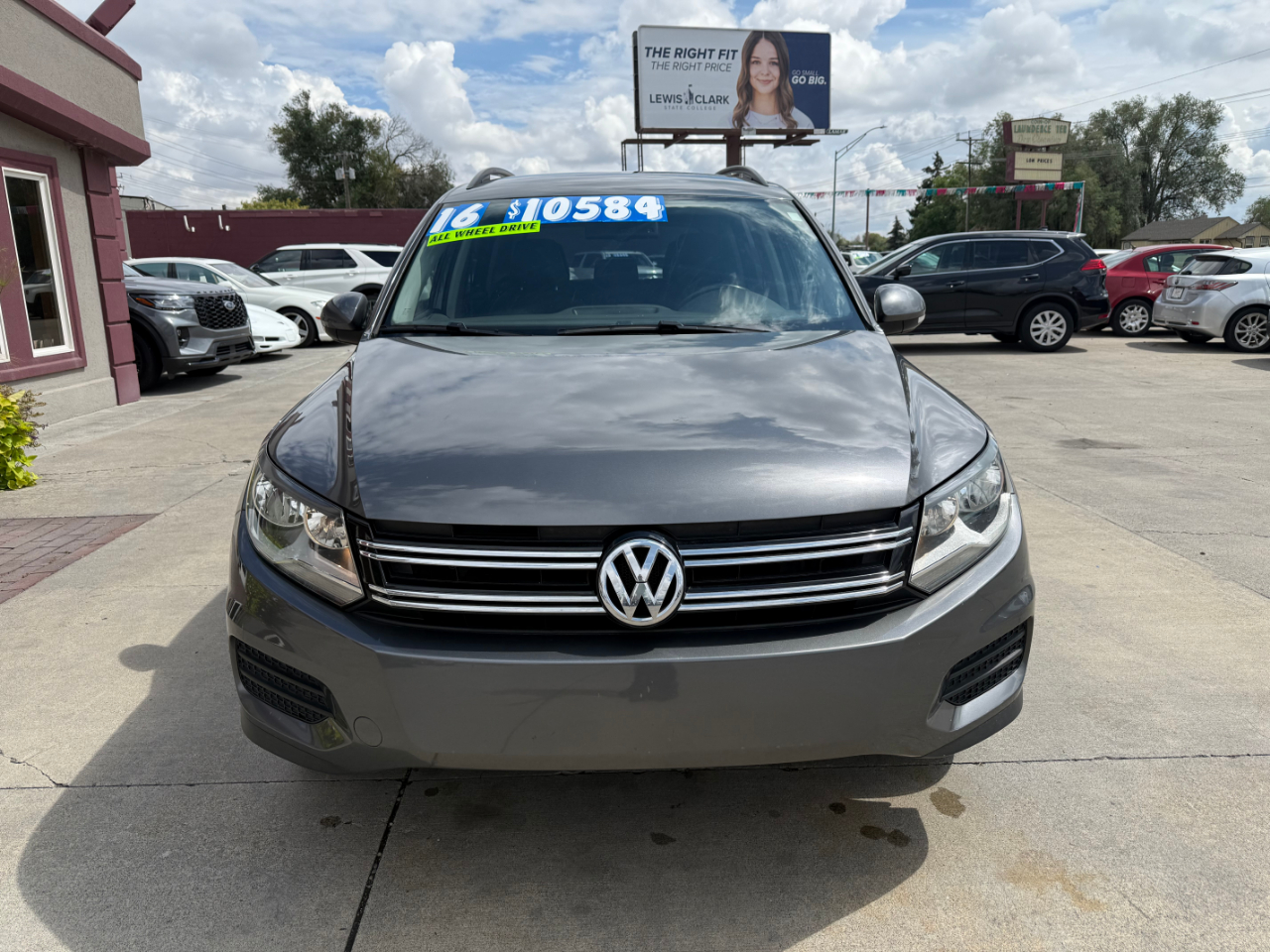 Volkswagen Tiguan  2016