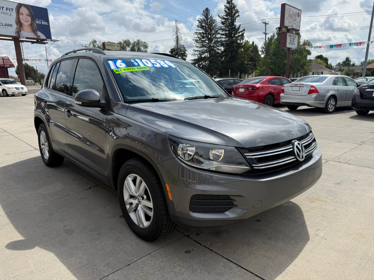 Volkswagen Tiguan  2016