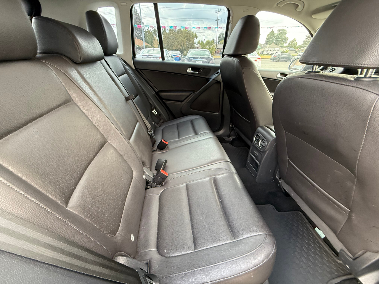 Volkswagen Tiguan  2016