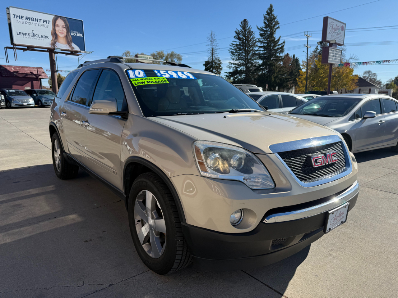 GMC Acadia  2010 GMC Acadia  2010