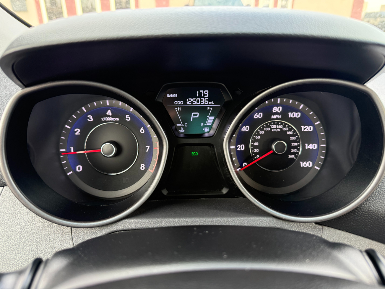 Hyundai Elantra  2013