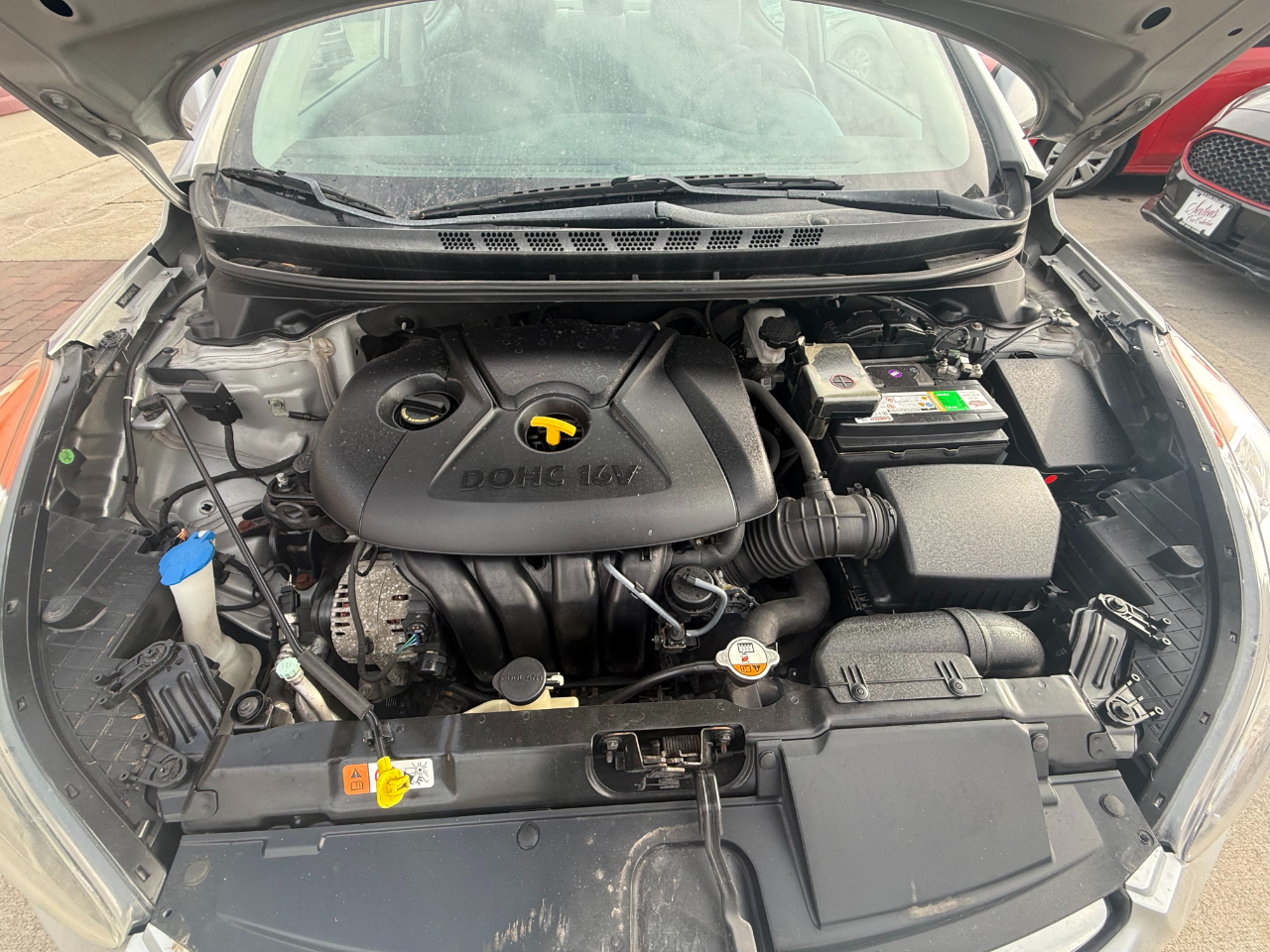 Hyundai Elantra  2013