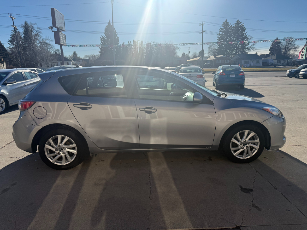 Mazda MAZDA3 i 2013