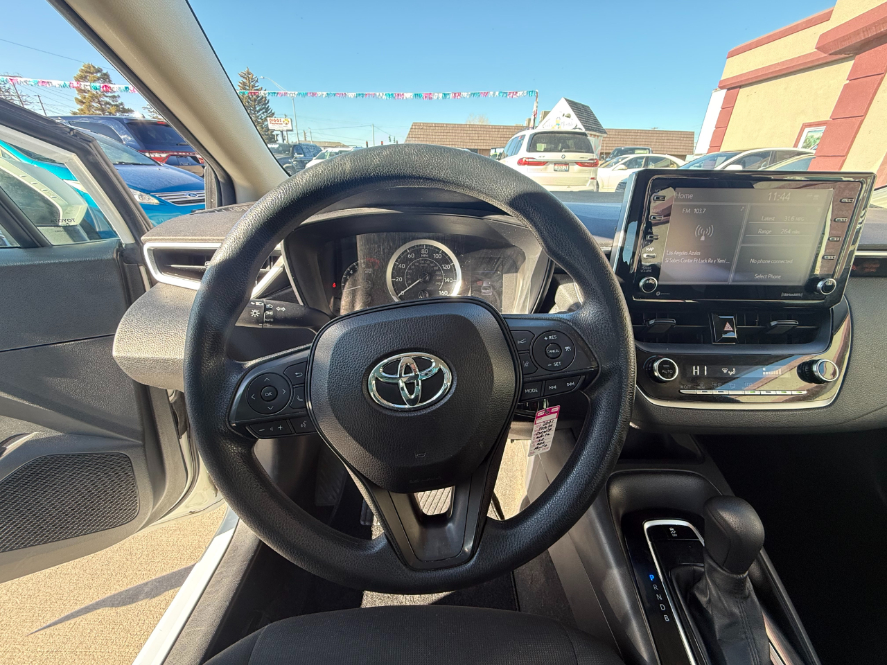 Toyota Corolla LE 2021