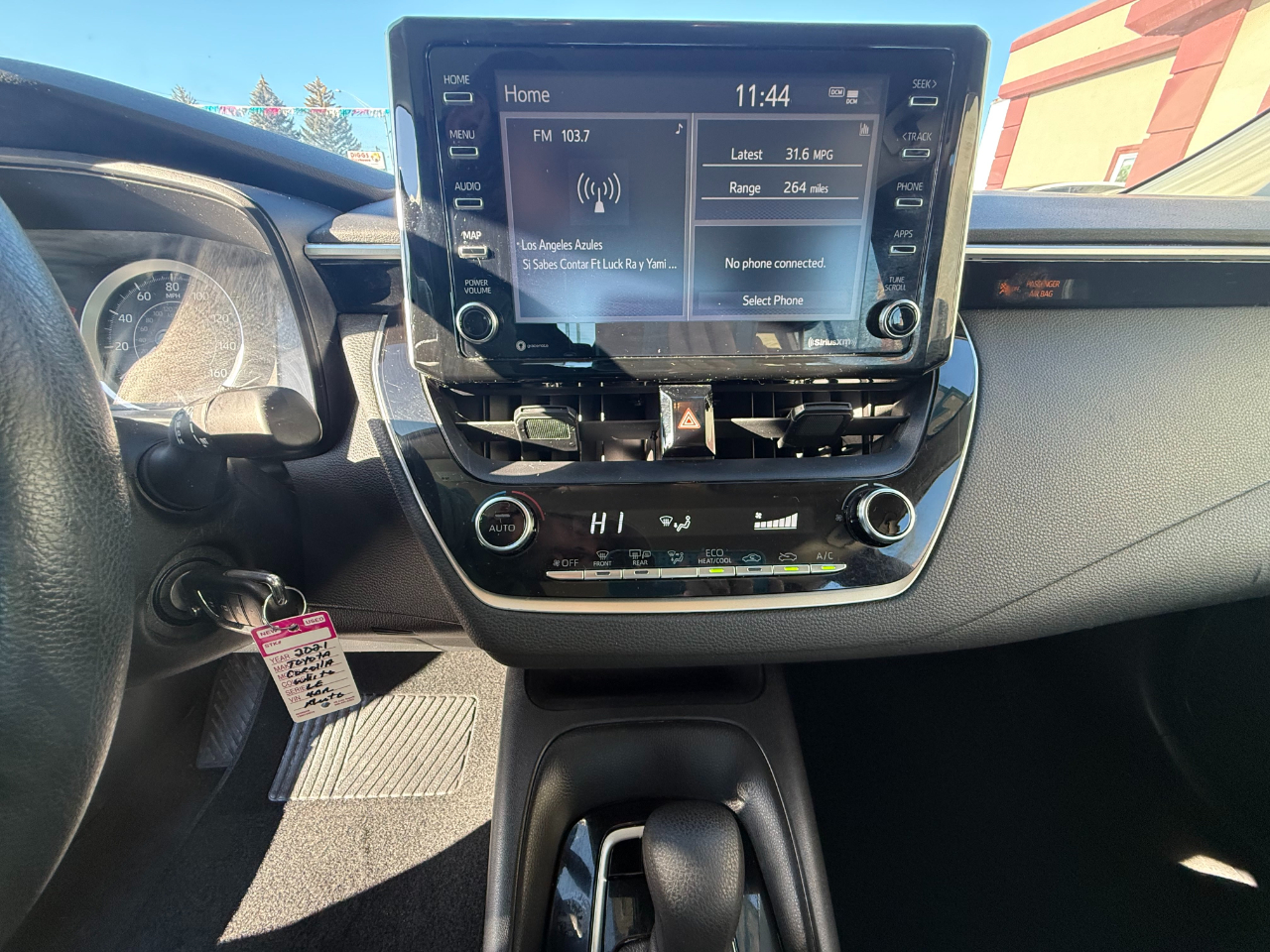 Toyota Corolla LE 2021