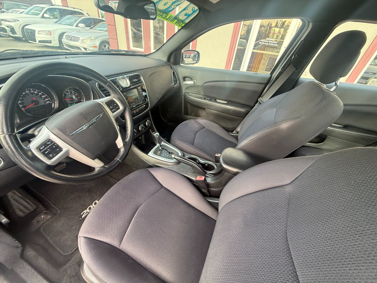 Chrysler 200 Touring 2013