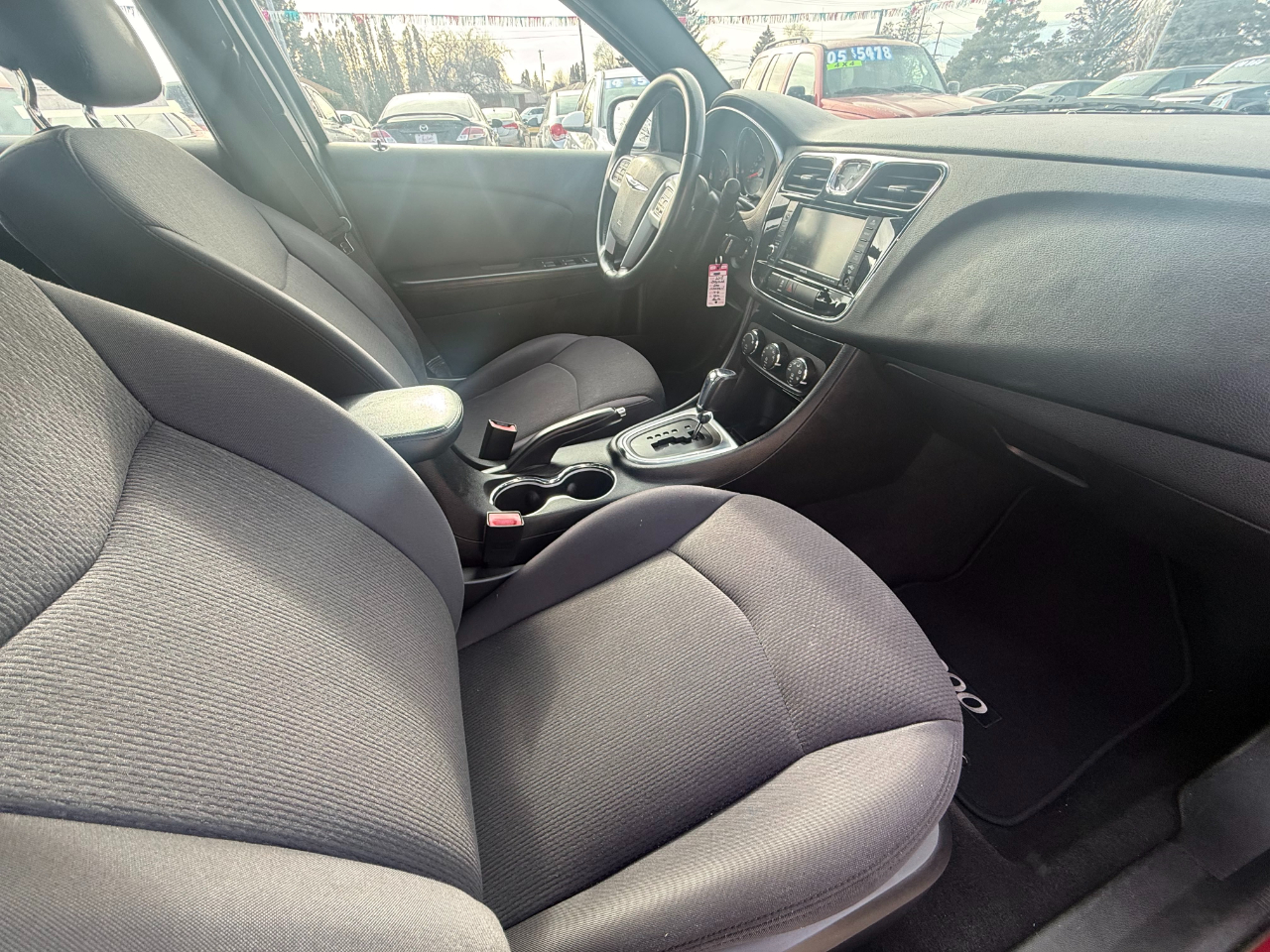 Chrysler 200 Touring 2013