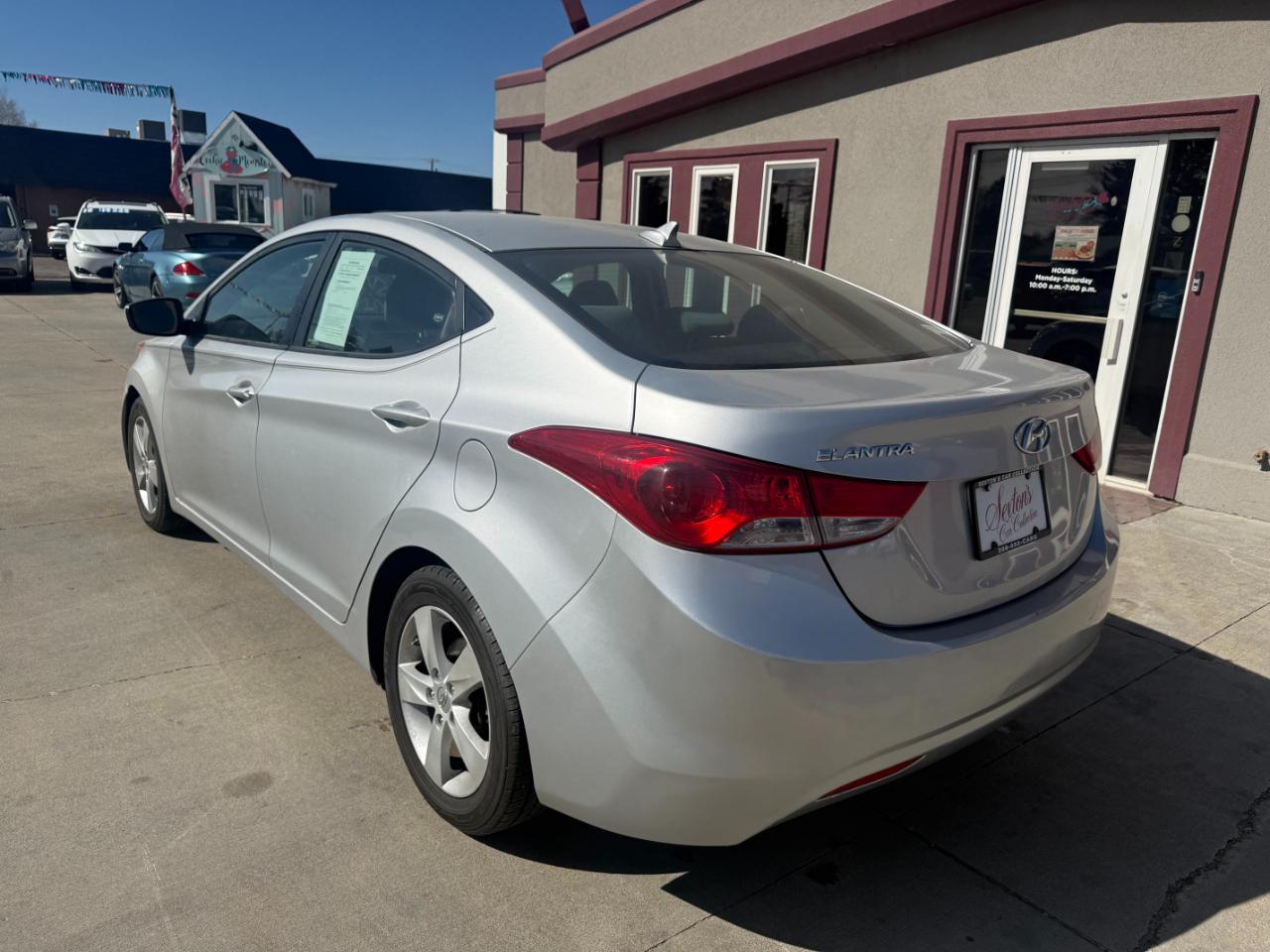Hyundai Elantra GLS 2012