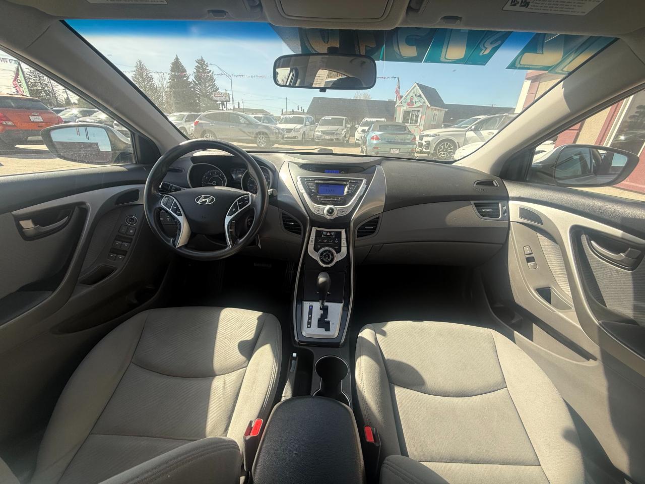 Hyundai Elantra GLS 2012