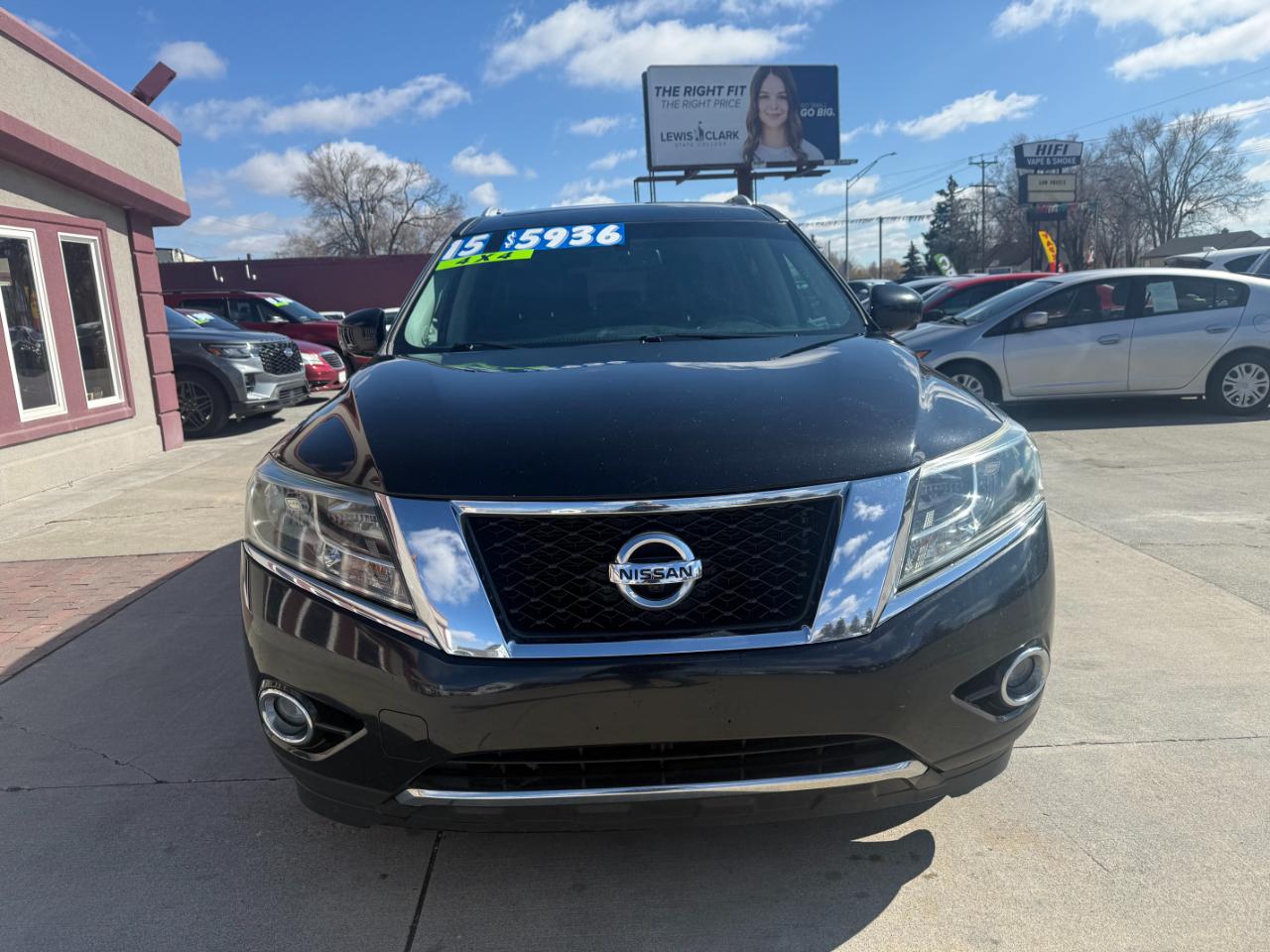 Nissan Pathfinder S 2015