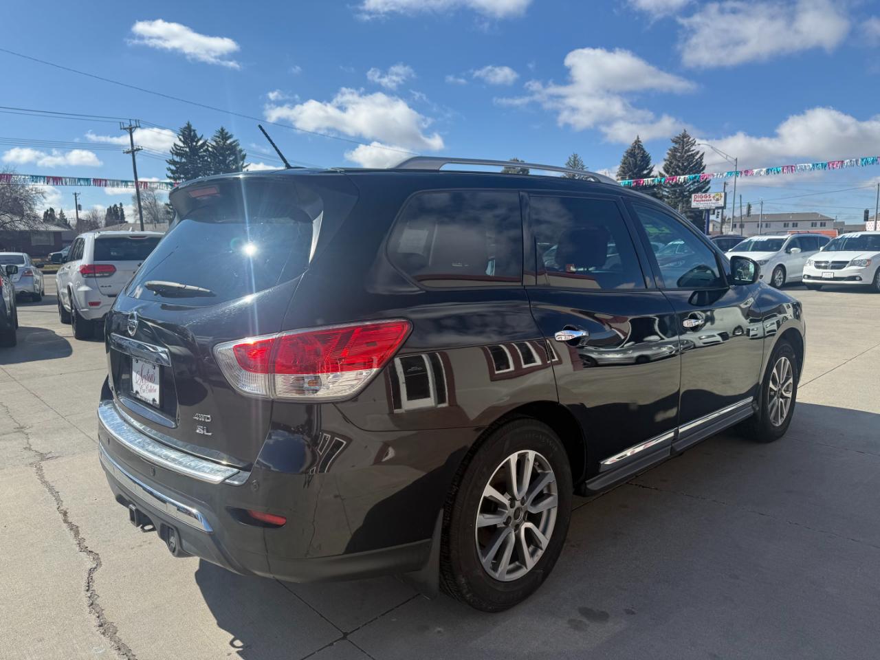 Nissan Pathfinder S 2015