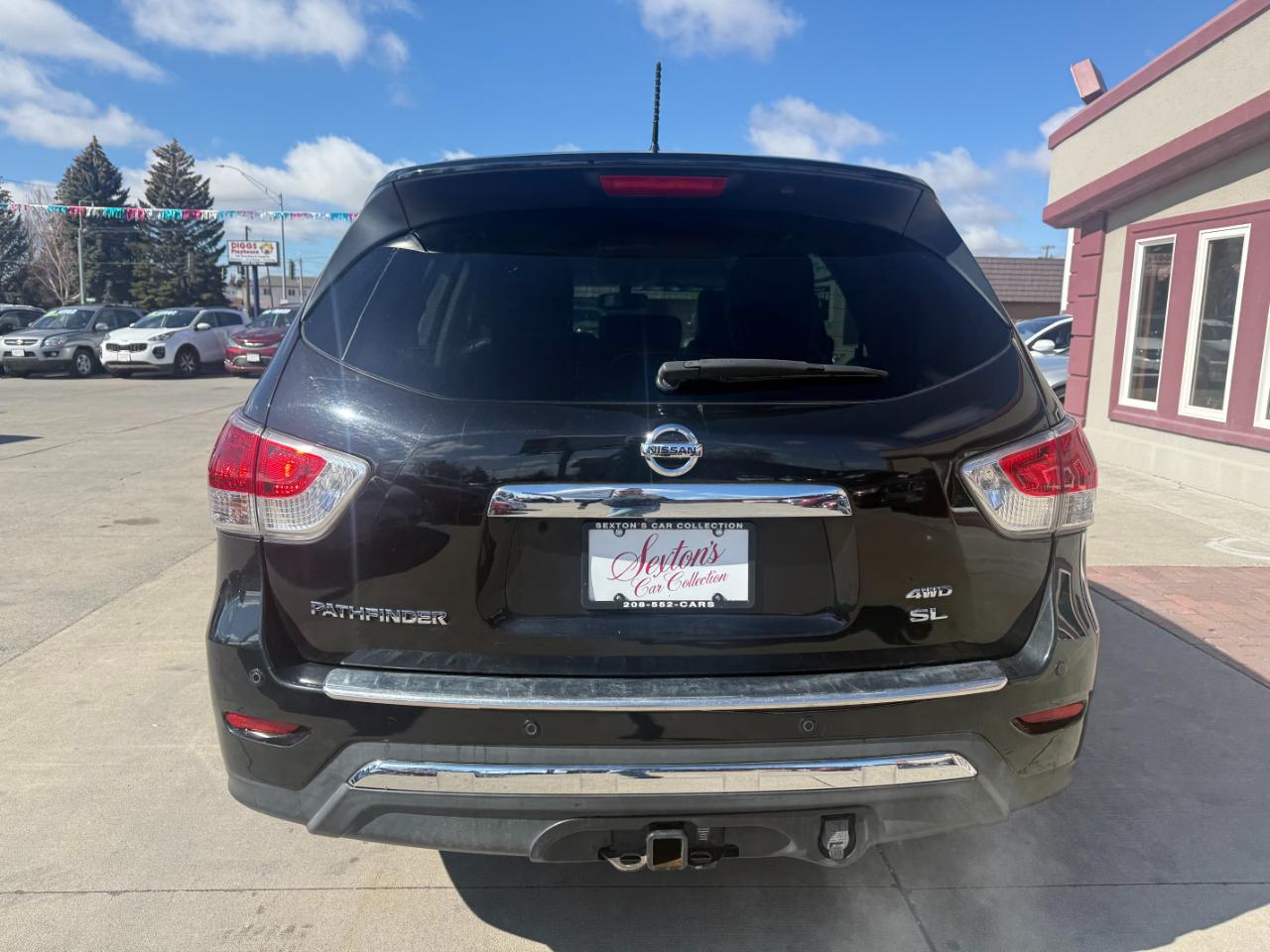 Nissan Pathfinder S 2015