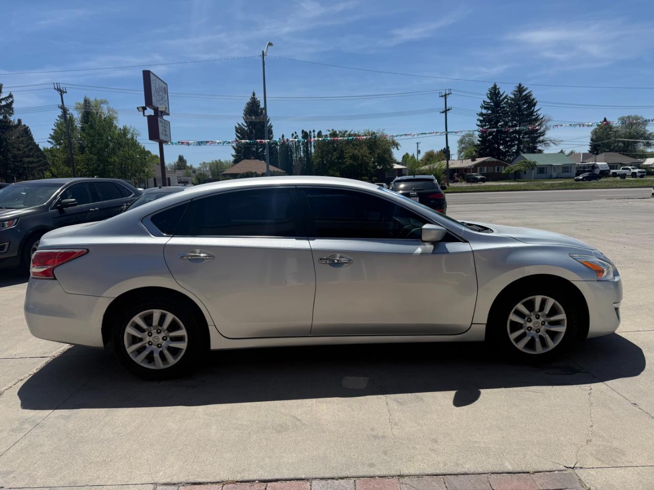 Nissan Altima  2014