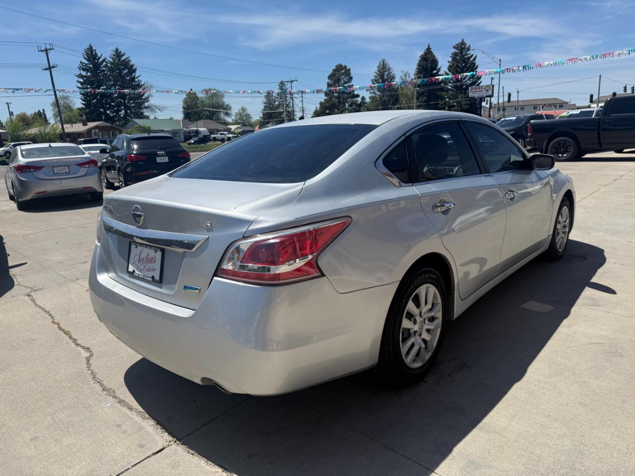 Nissan Altima  2014
