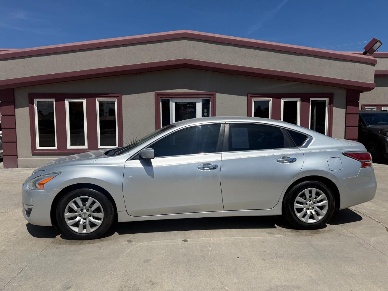 Nissan Altima  2014