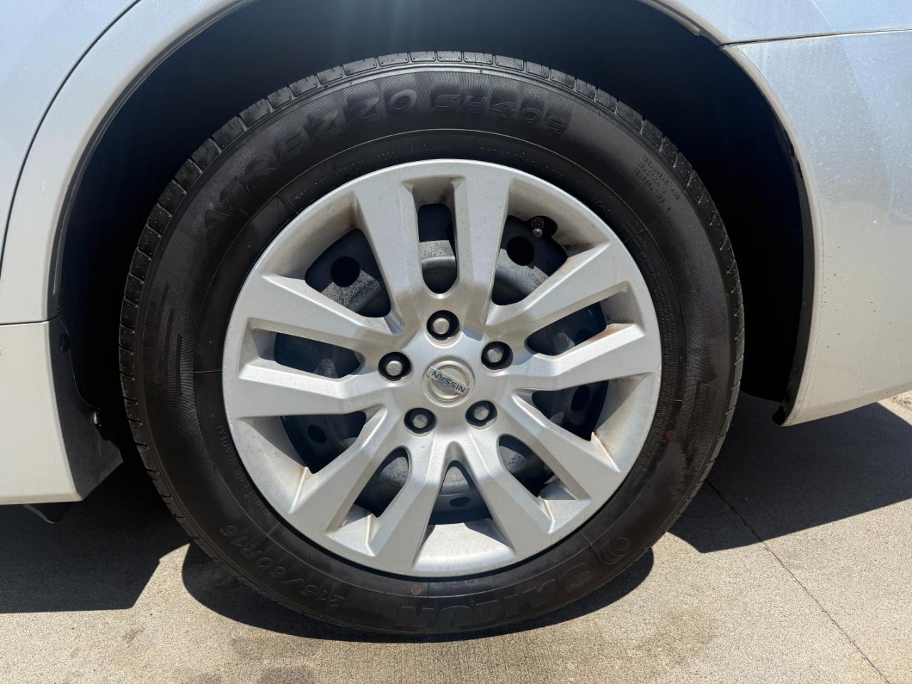 Nissan Altima  2014