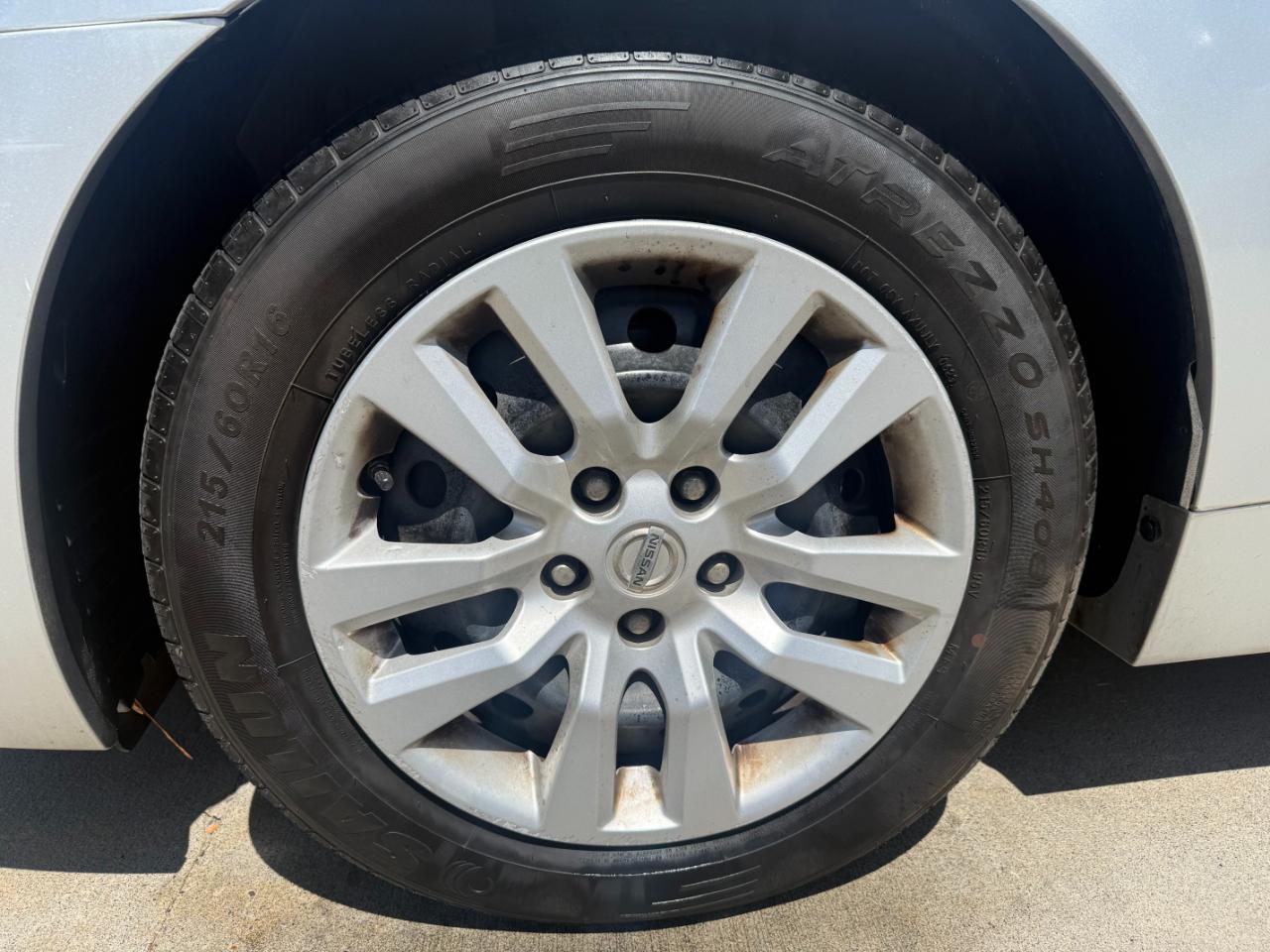 Nissan Altima  2014