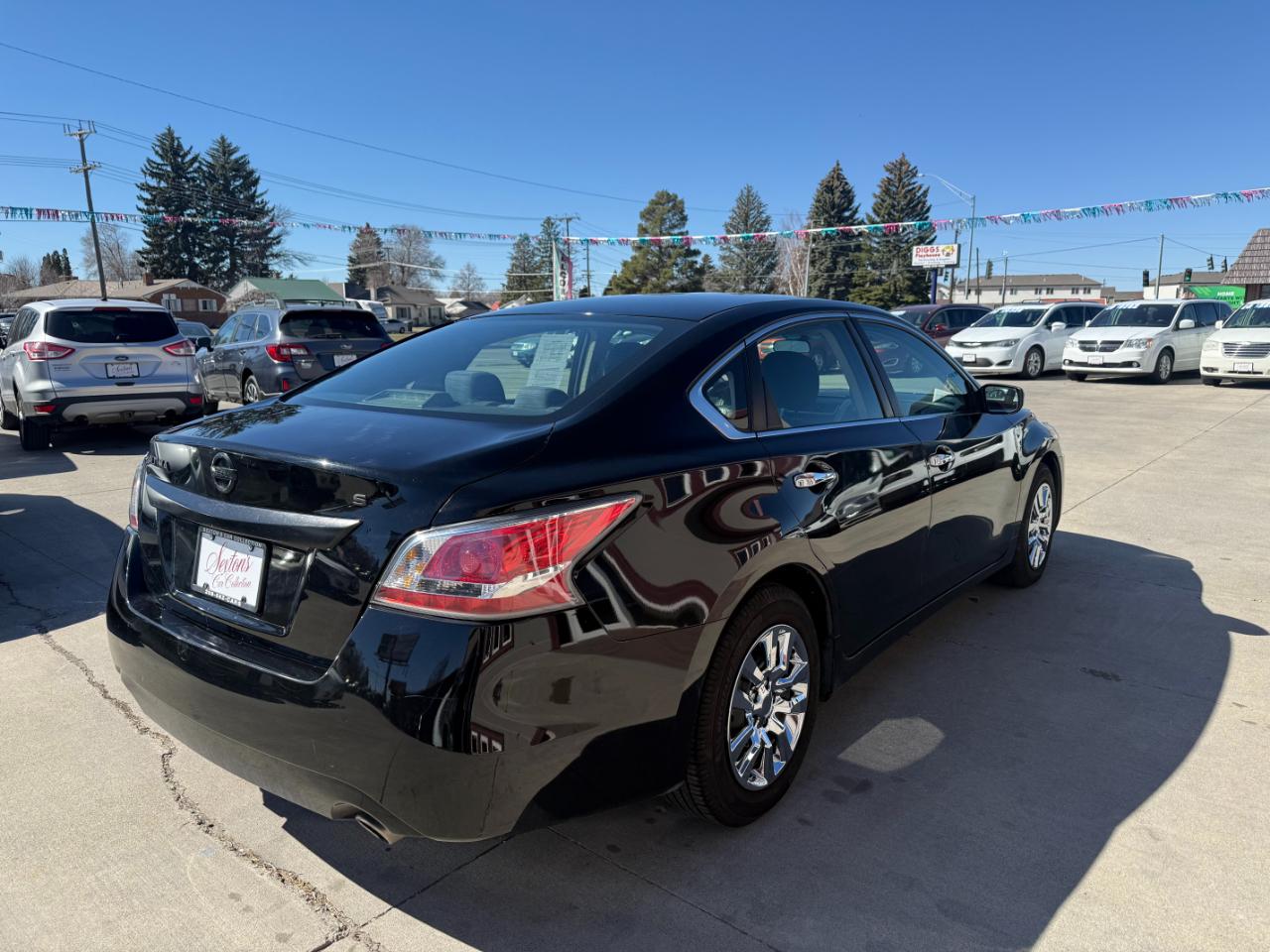 Nissan Altima 2.5 S 2015