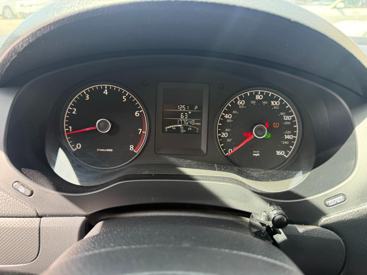 Volkswagen Jetta SE 2011