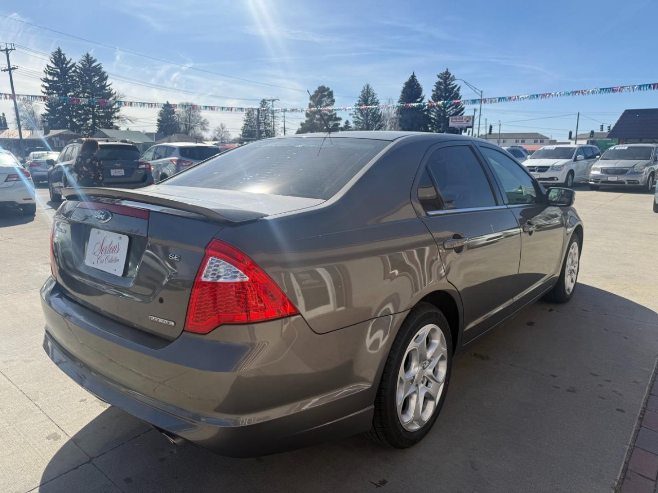 Ford Fusion SE 2011