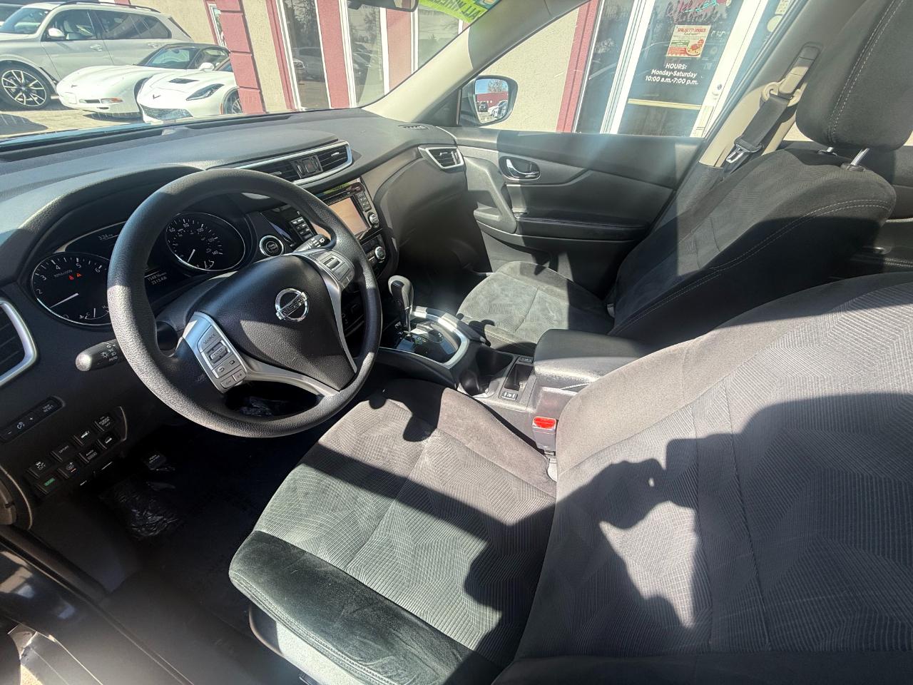 Nissan Rogue SV 2016