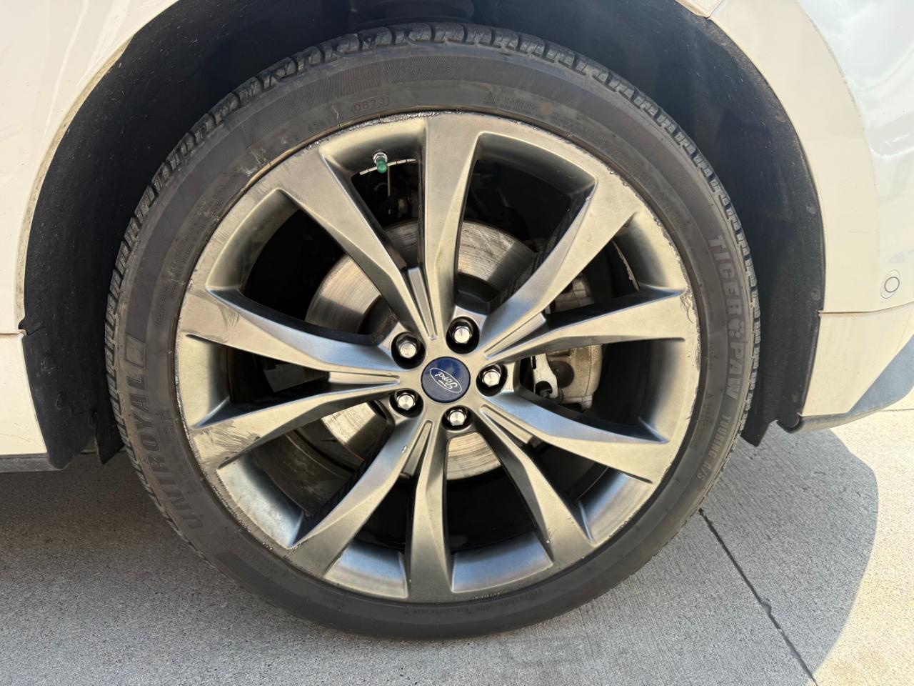 Ford Edge  2016