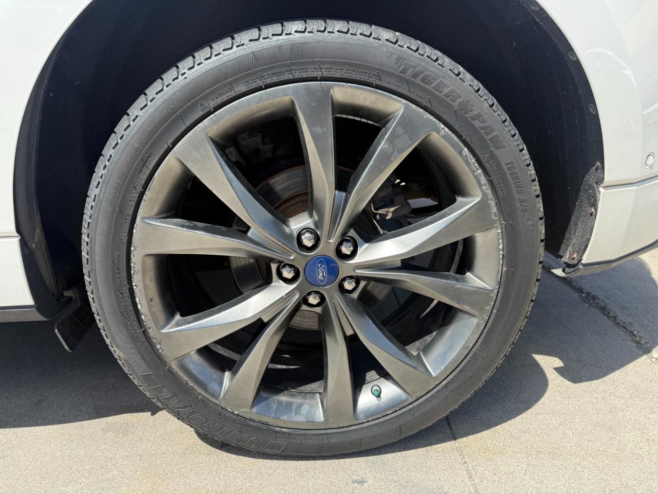 Ford Edge  2016