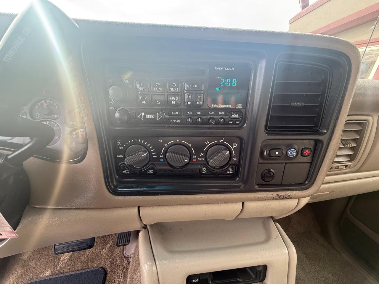 GMC Yukon SLT 2002
