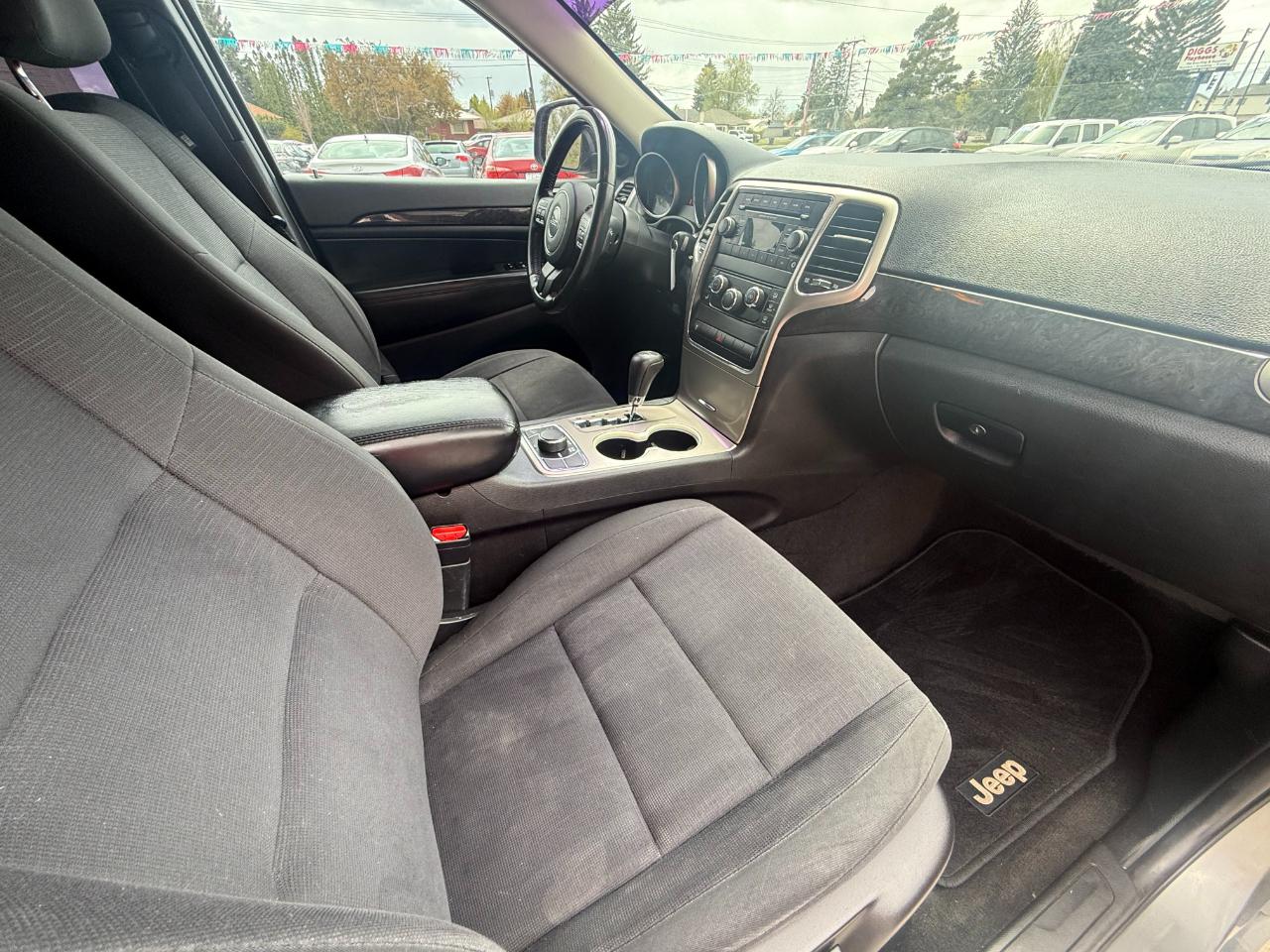 Jeep Grand Cherokee Laredo 2013