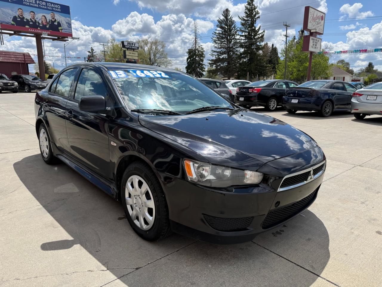 Mitsubishi Lancer ES 2013