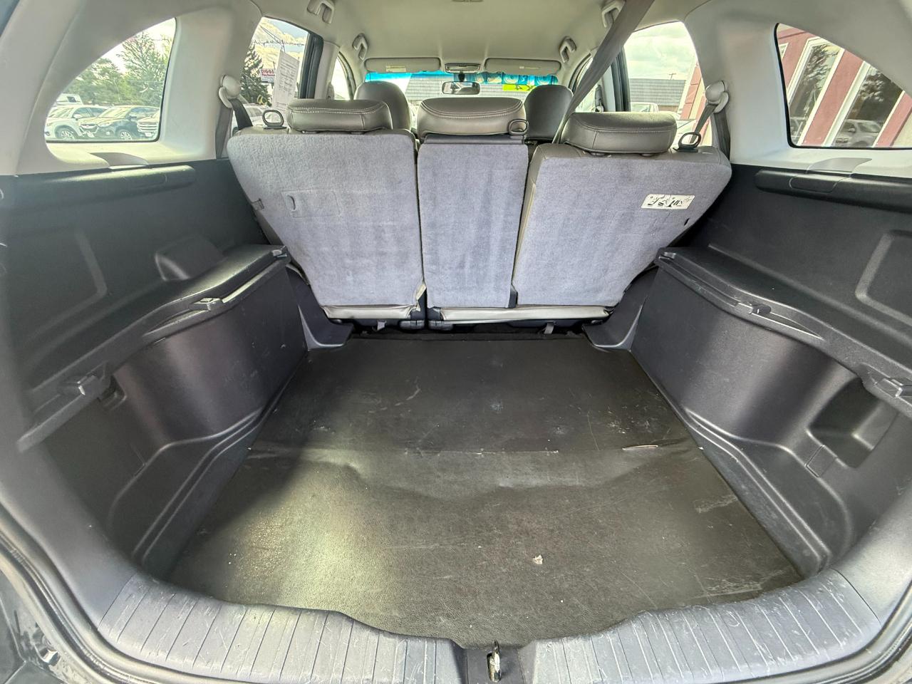 Honda CR-V LX 2010