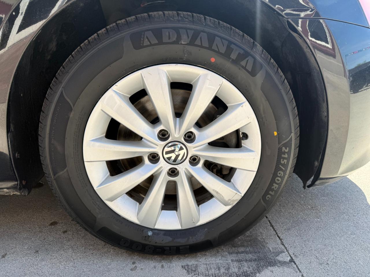 Volkswagen Passat  2013