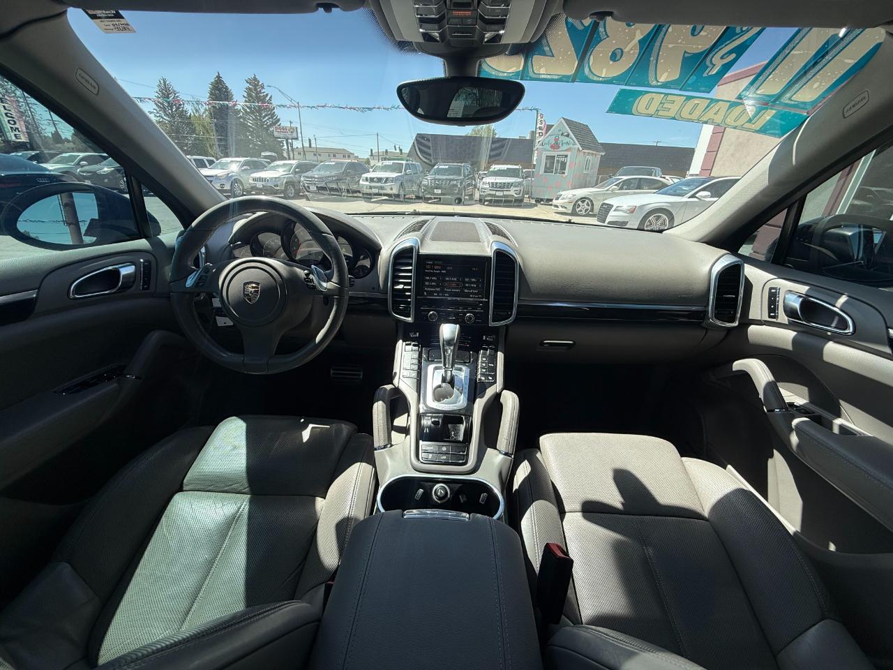 Porsche Cayenne S 2011