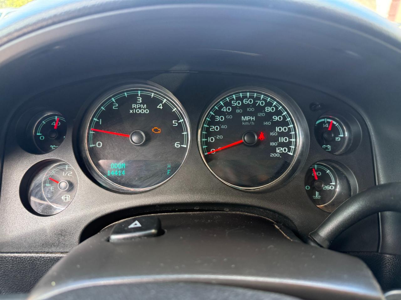GMC Yukon XL 1500 SLT 2013