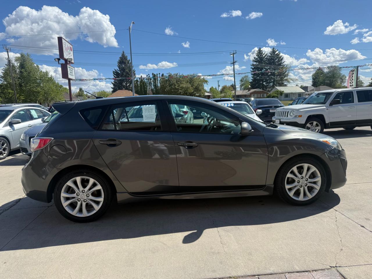 Mazda MAZDA3  2011