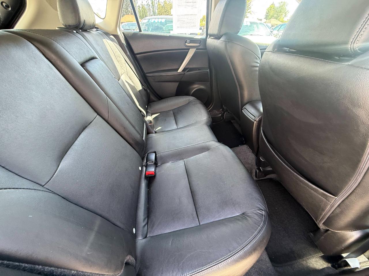 Mazda MAZDA3  2011