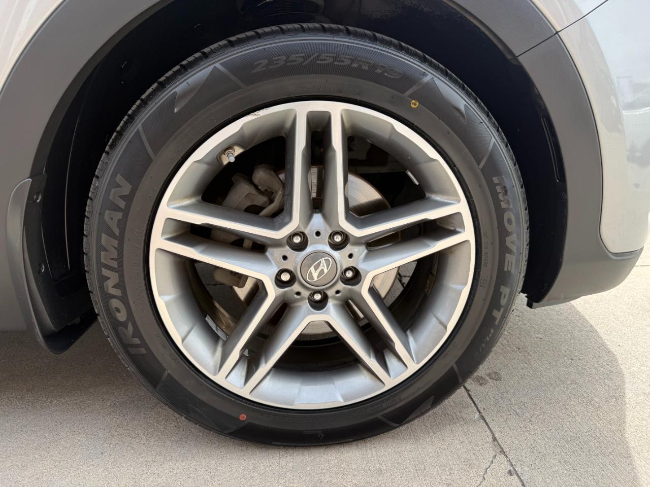 Hyundai Santa Fe SE Ultimate 2017