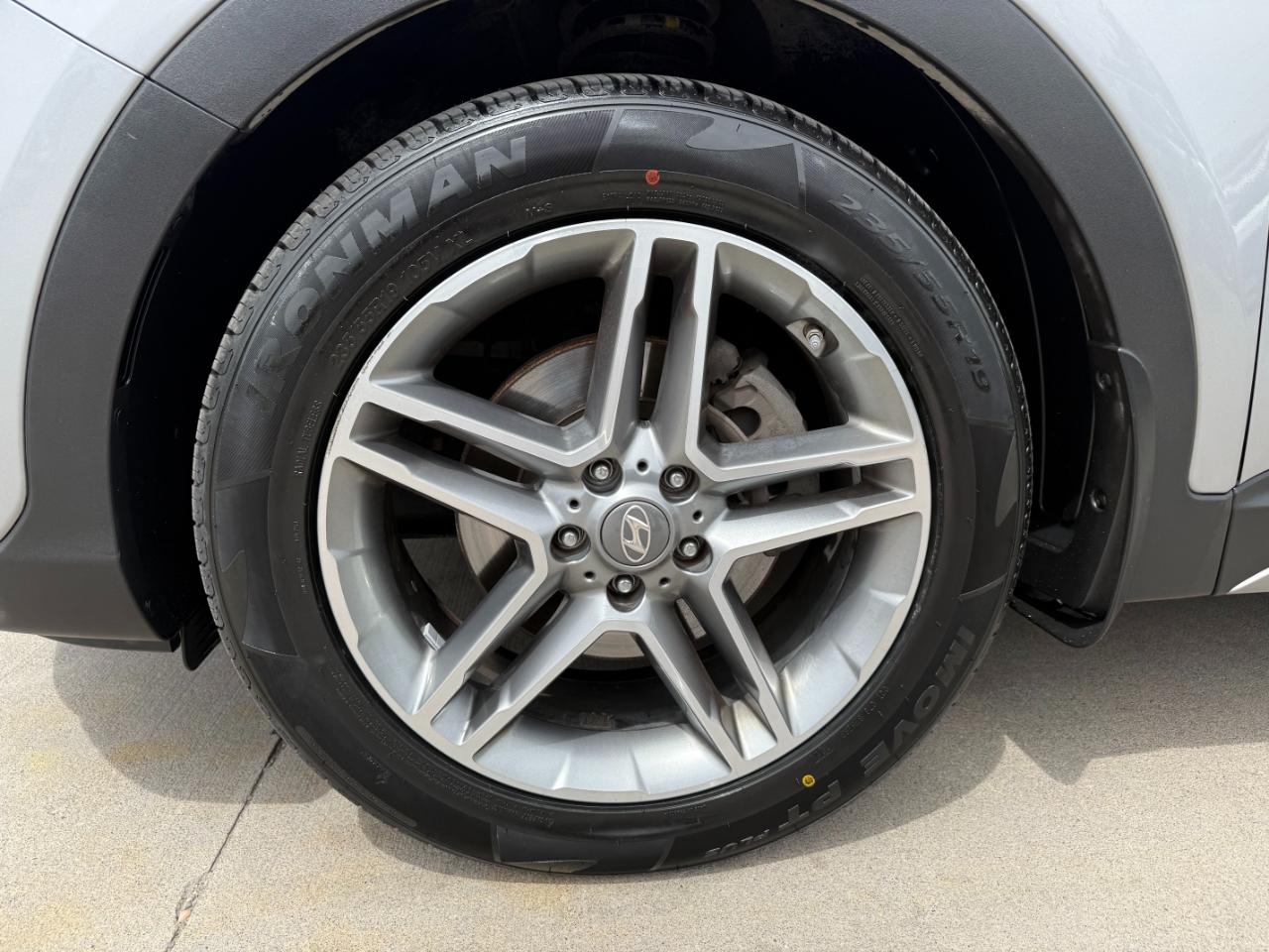 Hyundai Santa Fe SE Ultimate 2017