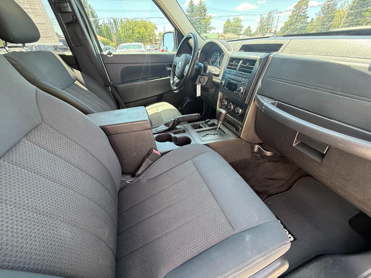 Jeep Liberty Sport 2012