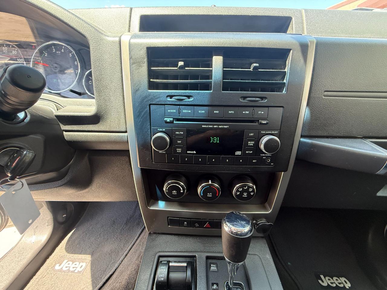 Jeep Liberty Sport 2012
