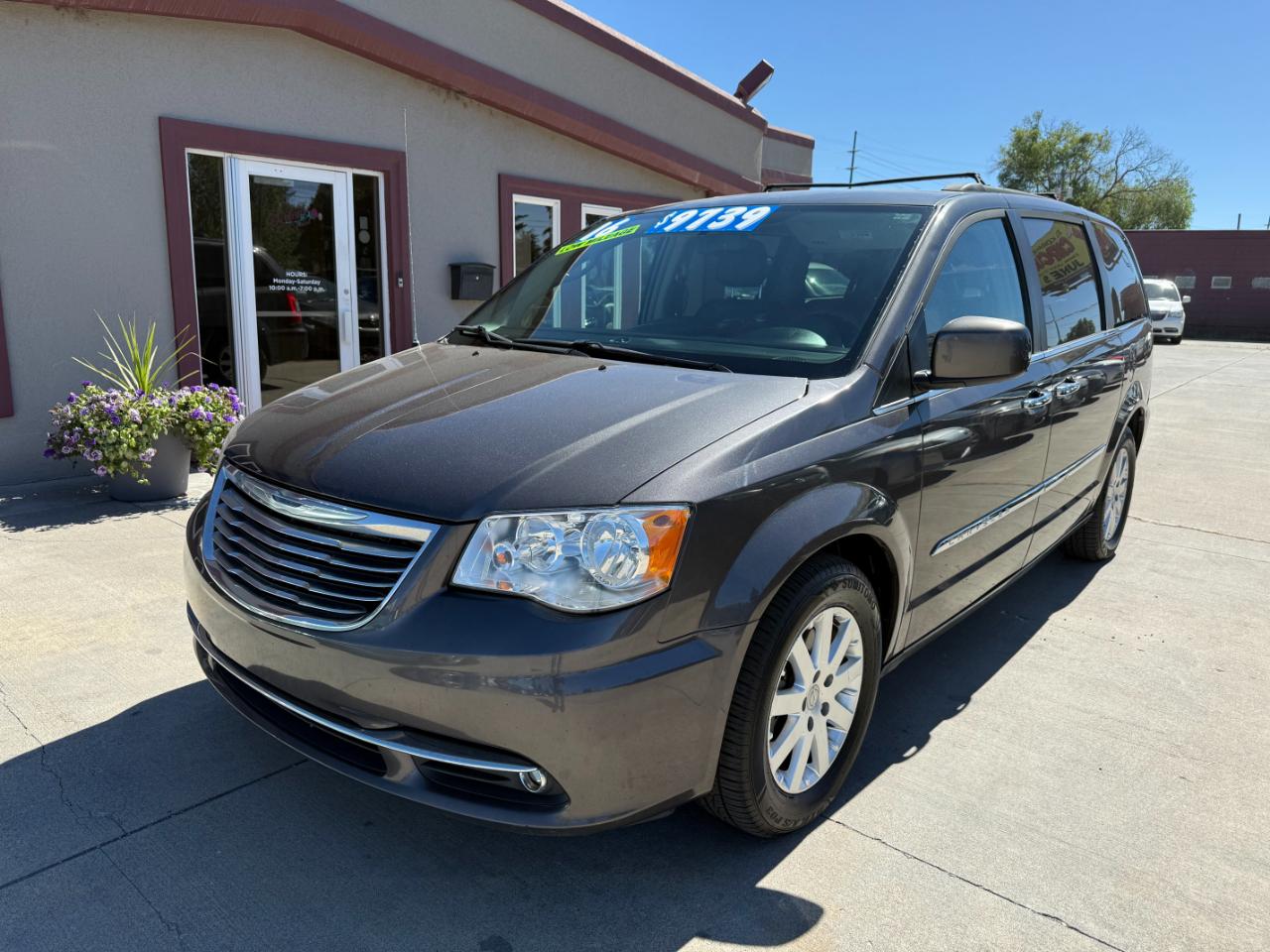 2016 Chrysler Town & Country TOURING