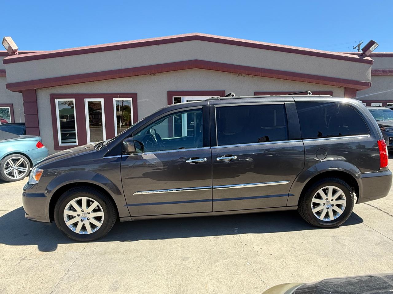 Chrysler Town & Country Touring 2016