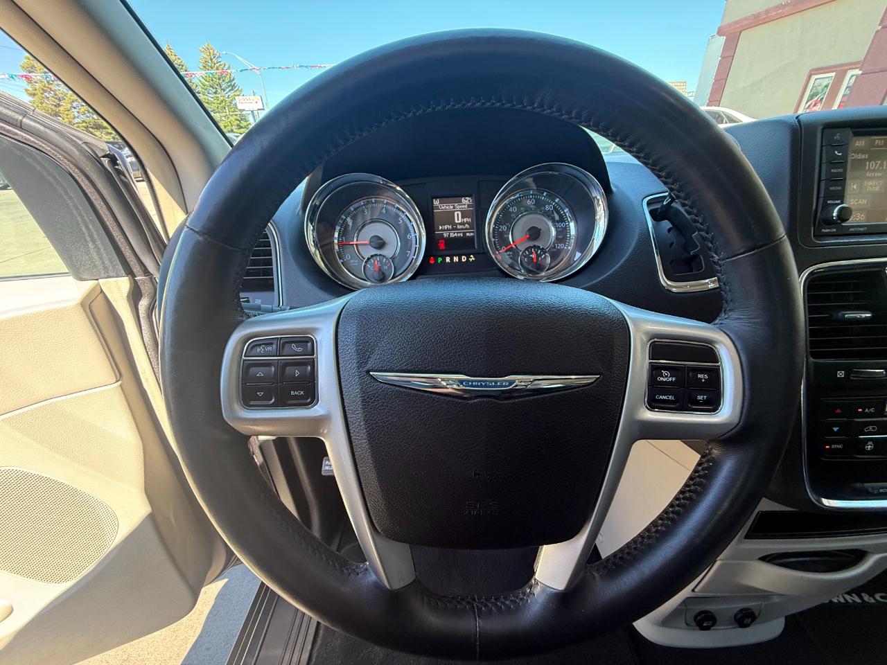 Chrysler Town & Country Touring 2016