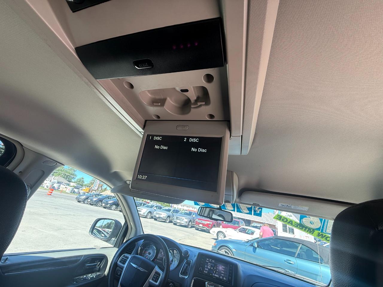 Chrysler Town & Country Touring 2016