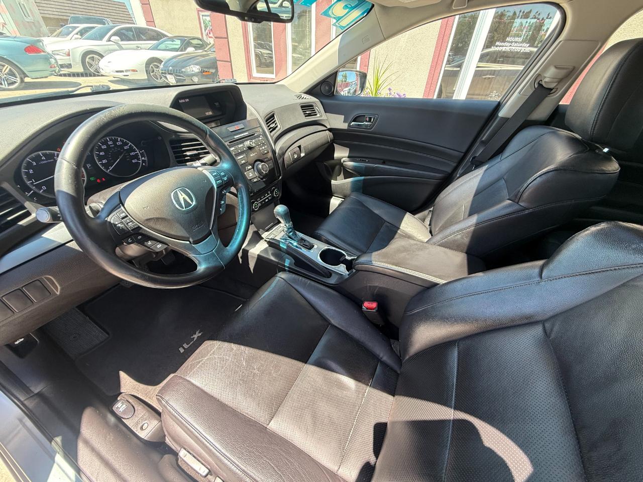 Acura ILX  2013