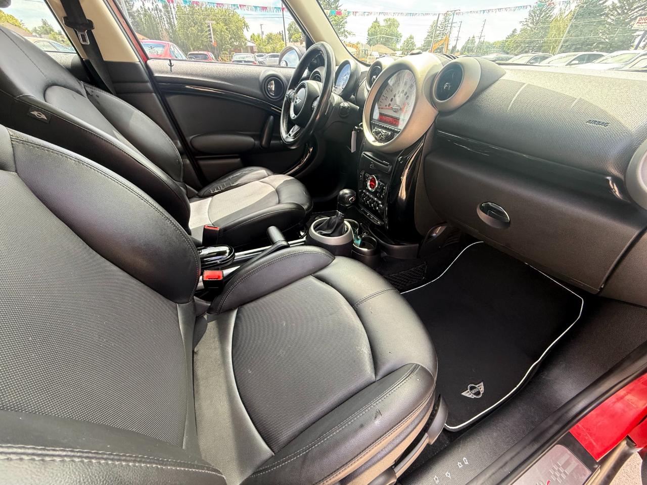 MINI Countryman  2012